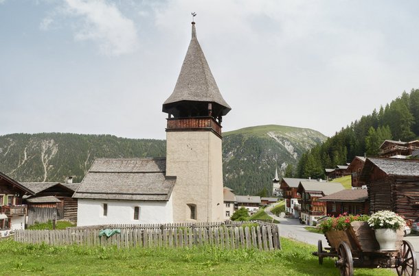 Die Ruta cumpleta umschliesst alle Hauptsehenswürdigkeiten beim Roadtrip Alpine Circle durch Graubünden, Schweiz.